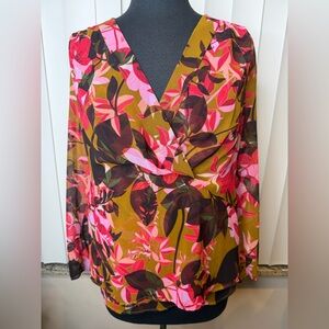 Cabi Floral V-Neck Wrap Top + Base Top Pink Brown Size Small